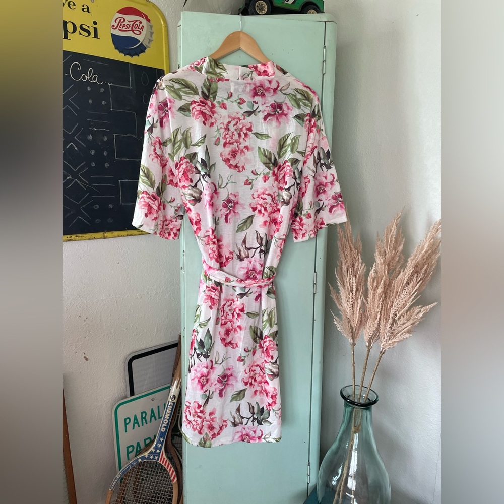 Show Me Your MuMu Floral Robe - Picture 4 of 8